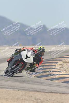 media/Sep-20-2025-Race Pace (Sat) [[d4e1b33f4d]]/Non Verified/Turn 12 (12pm)/